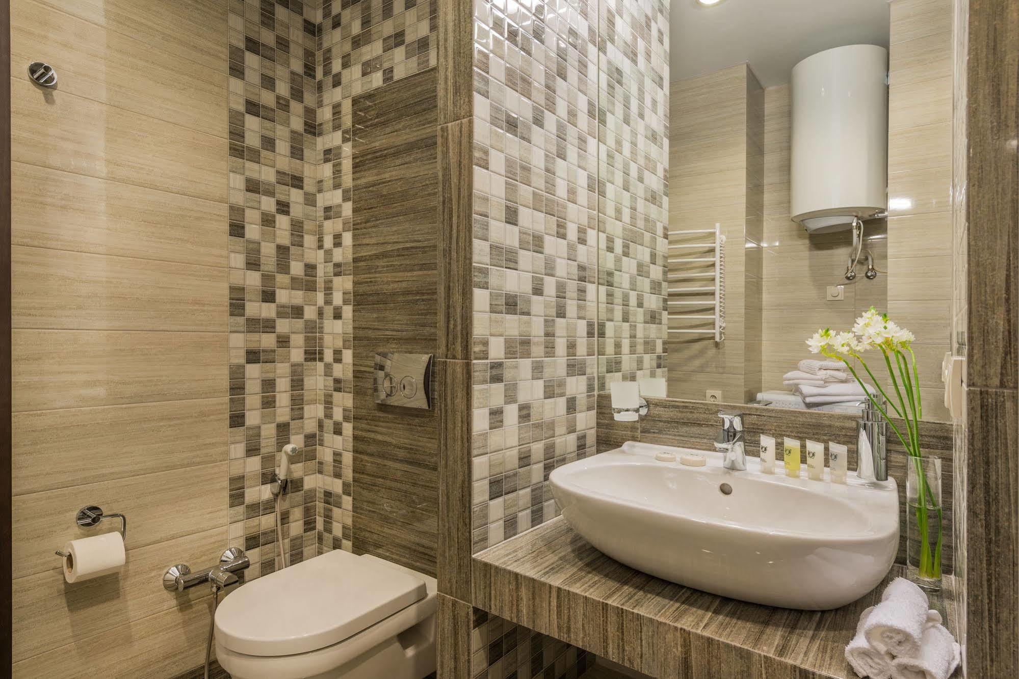 Bon 4* Odessa