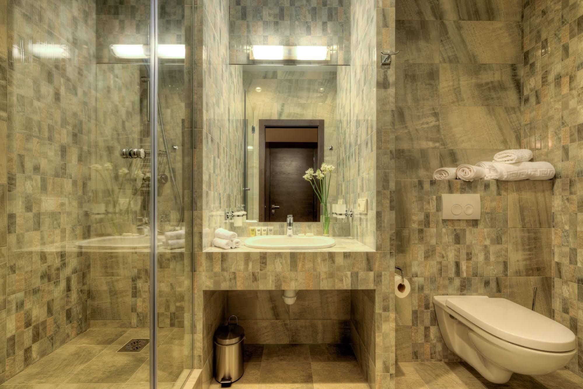Bon 4* Odessa